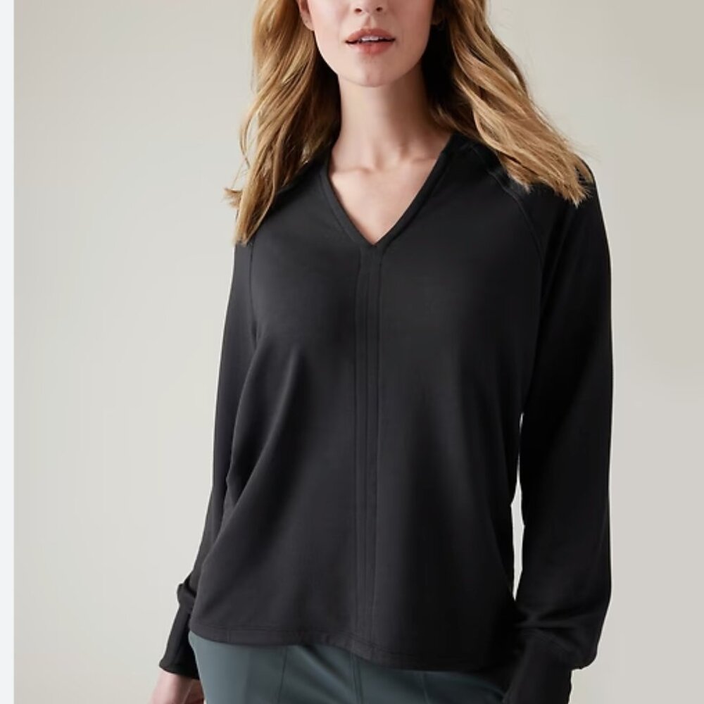 Athleta Rise V Neck Sweatshirt XS